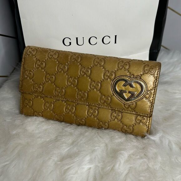 Gucci Handbags - 💯Authentic Gucci Long Wallet 🍀